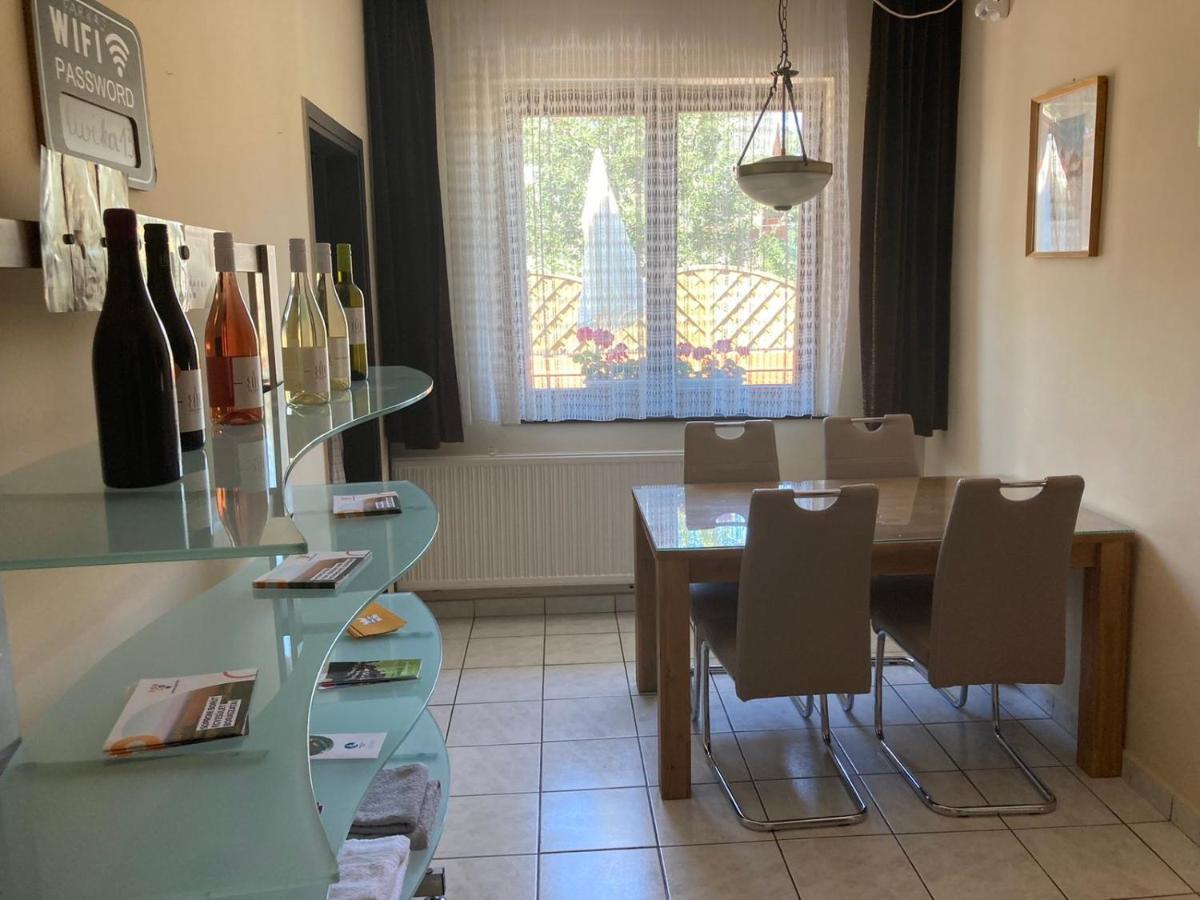 Farkas Vendégház Sopron Esterno foto