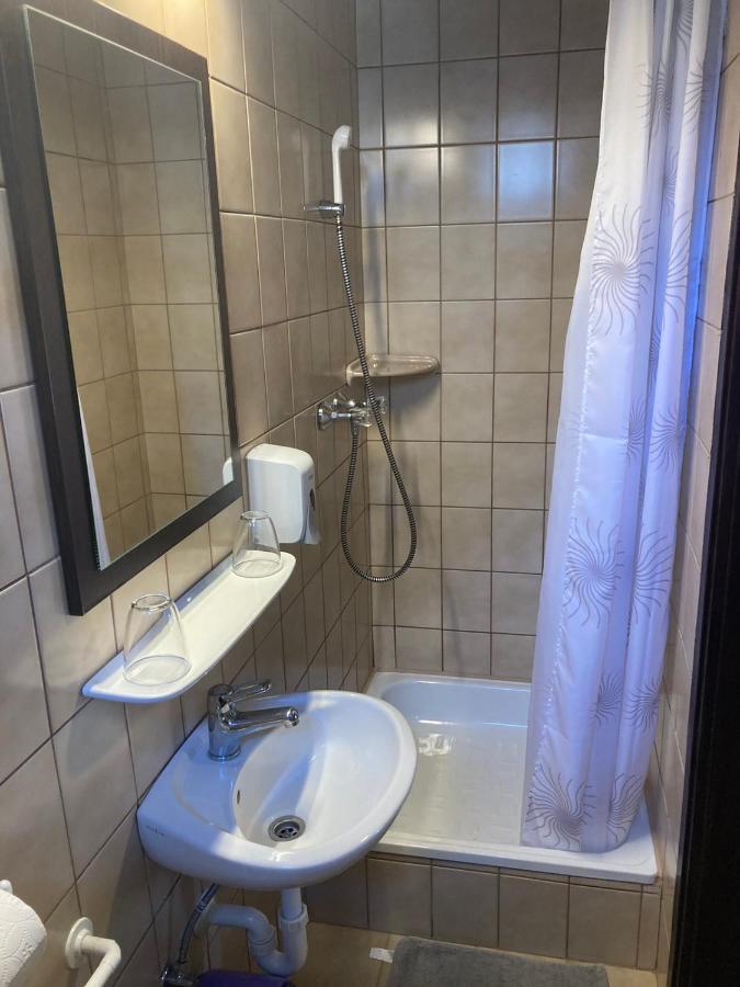 Farkas Vendégház Sopron Esterno foto